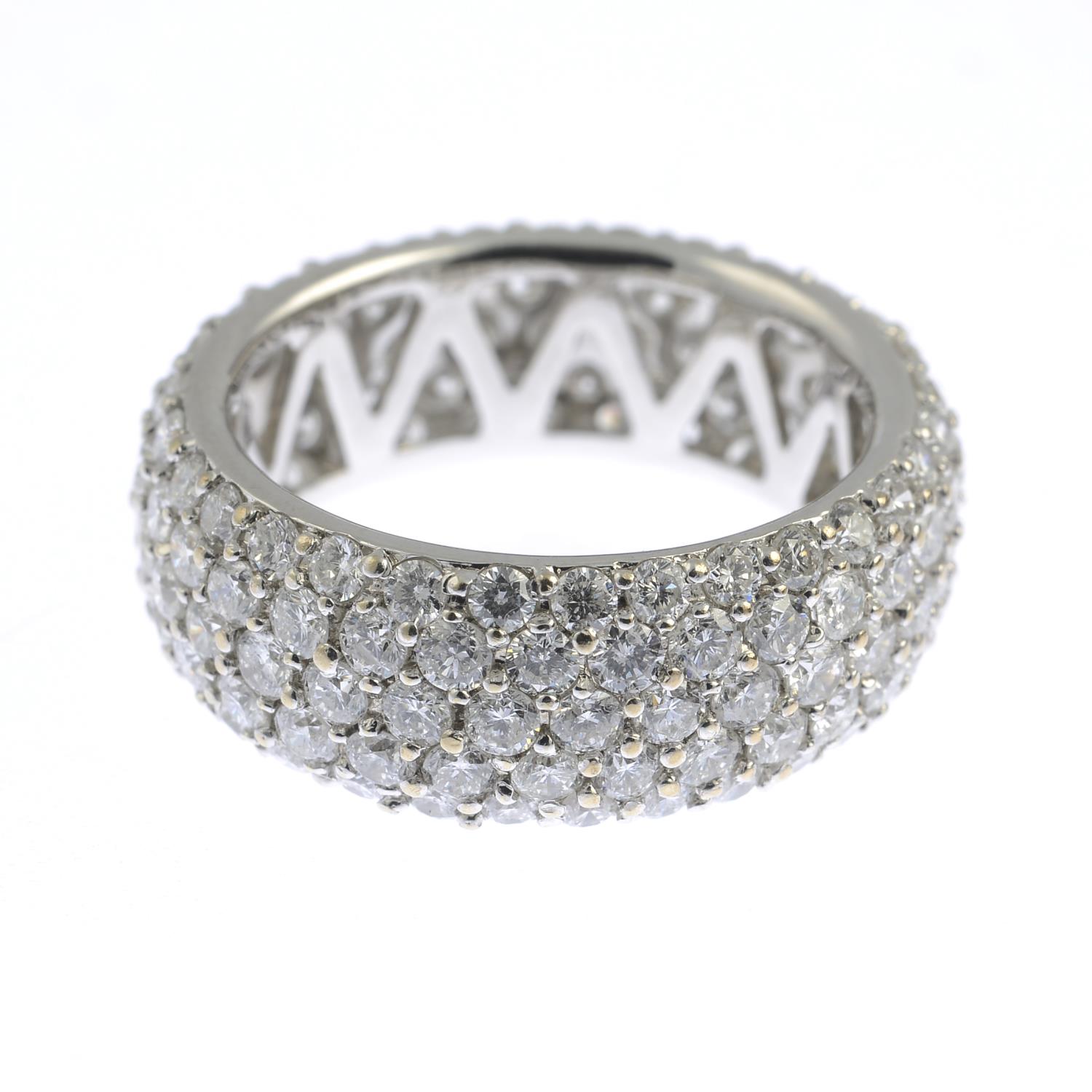 An 18ct gold pave-set diamond full eternity ring.Estimated total diamond weight 4.25cts, - Image 3 of 4