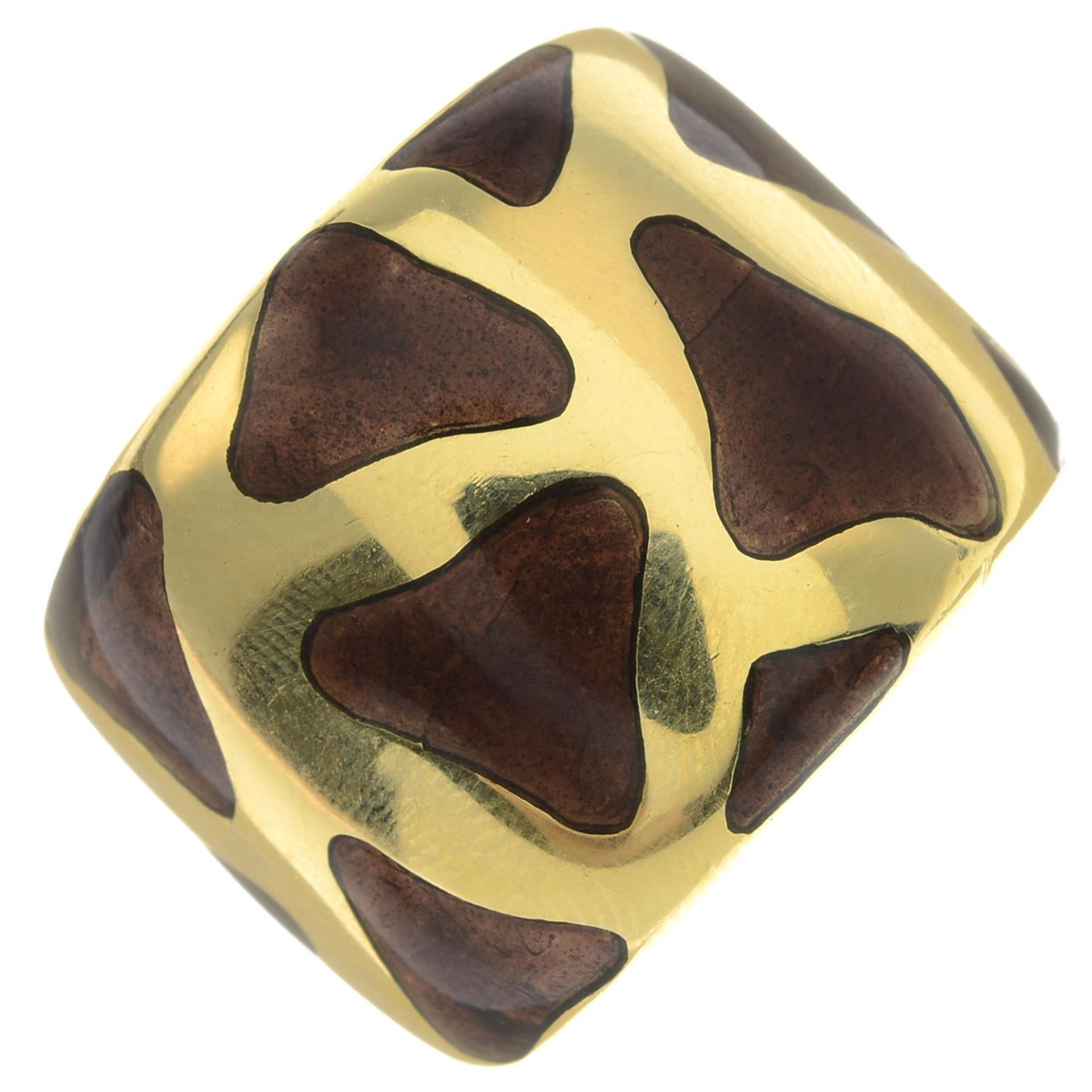 An 18ct gold brown enamel 'Giraffe' ring, by Roberto Coin.Hallmarks for Birmingham. - Image 2 of 5