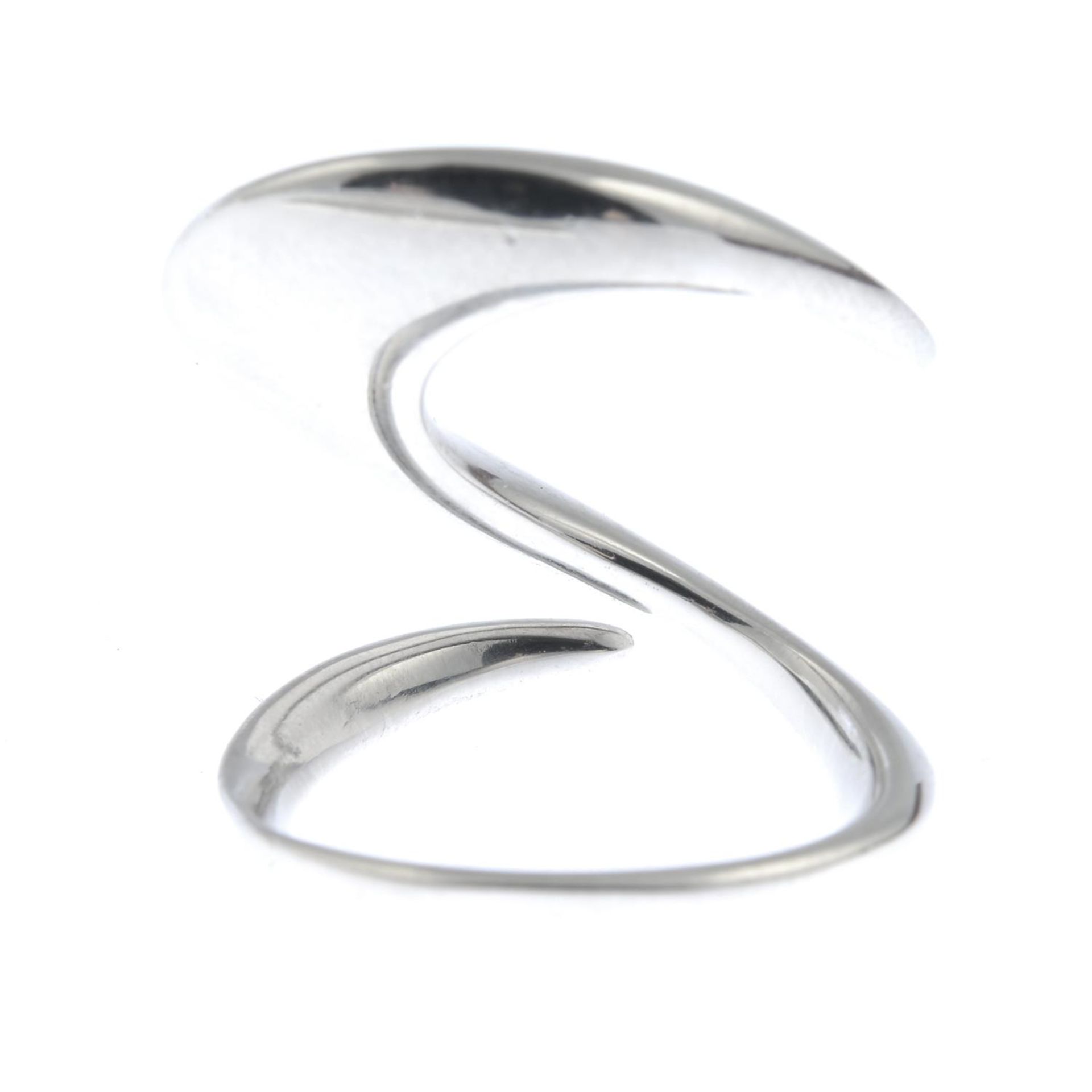 A platinum diamond 'Serenity' ring, by Sarah Jordan. - Image 3 of 6