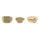 9ct gold signet ring,