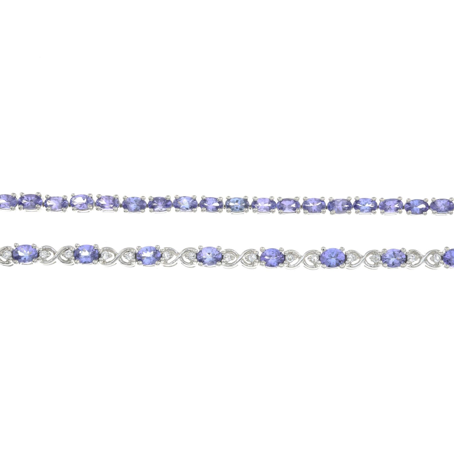 Tanzanite bracelet, hallmarks for Birmingham, 2014, length 20cms, 11.1gms.