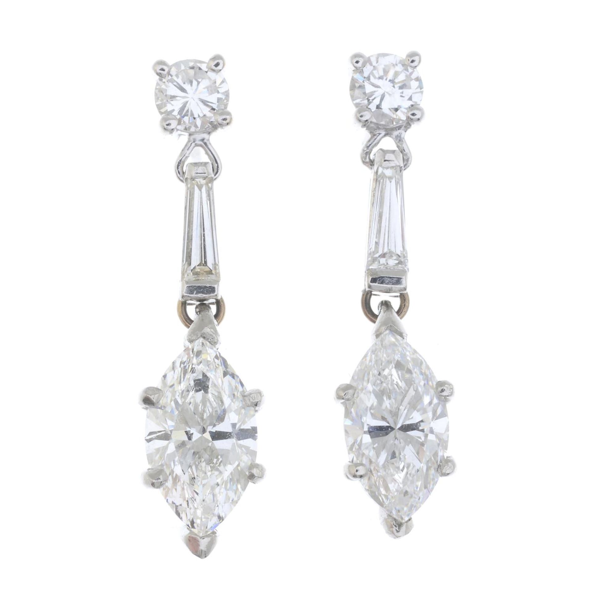 A pair of vari-cut diamond drop earrings.Estimated total diamond weight 2.54cts.One principal - Bild 4 aus 4