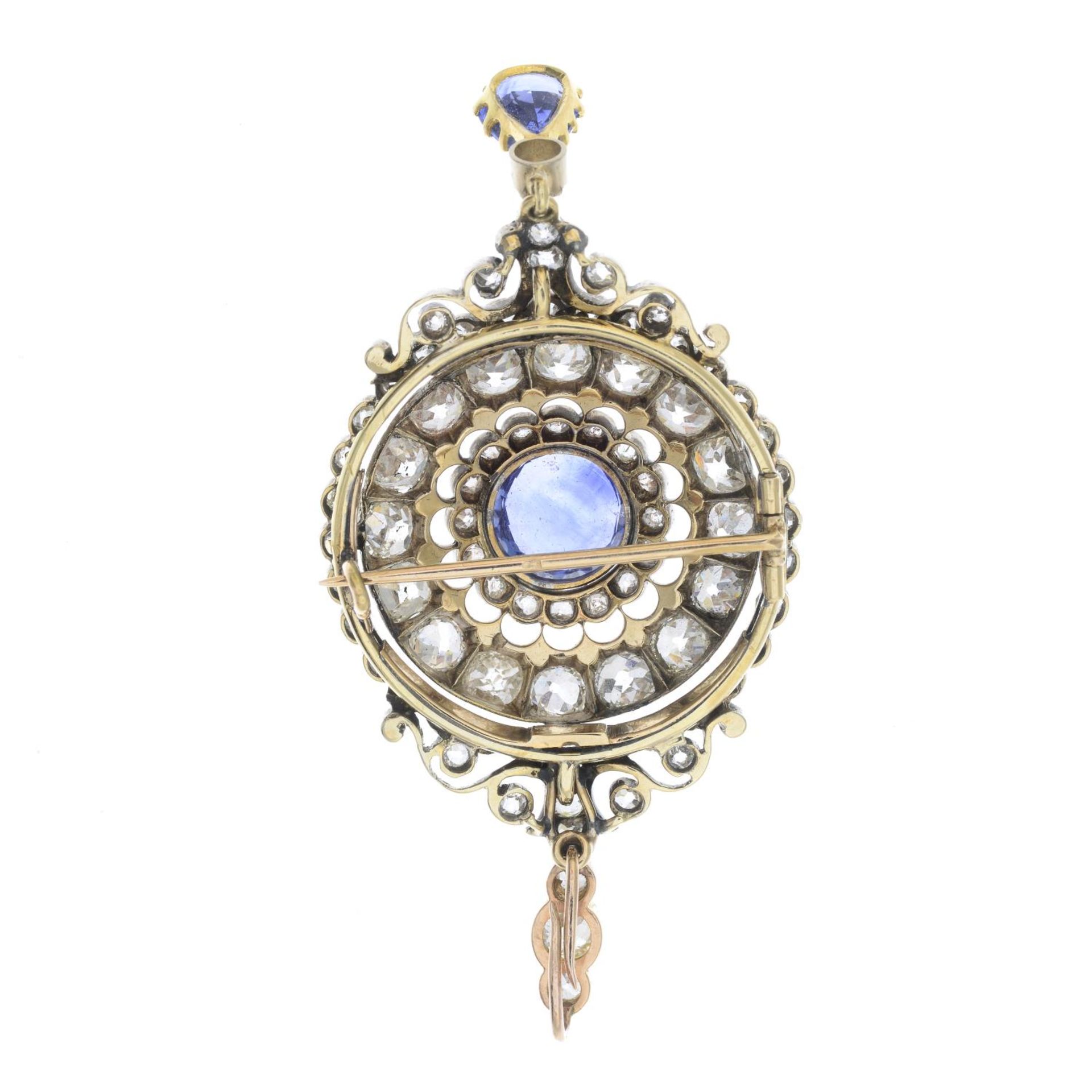 A late 19th century Sri Lankan sapphire and old-cut diamond pendant.With report 78125-78, - Bild 7 aus 8