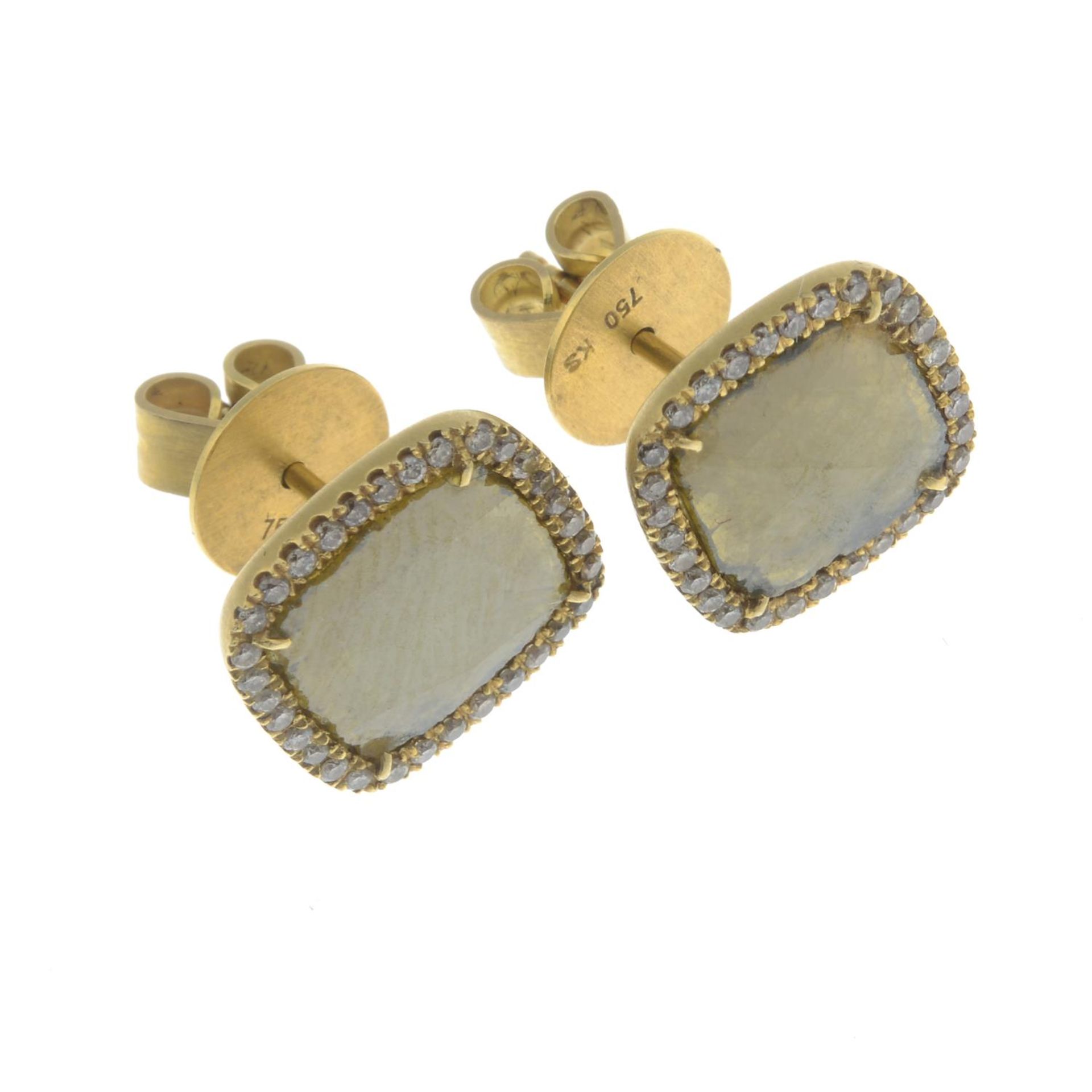 A pair of rose-cut 'coloured' diamond and brilliant-cut diamond cluster earrings.Approximate - Bild 2 aus 2