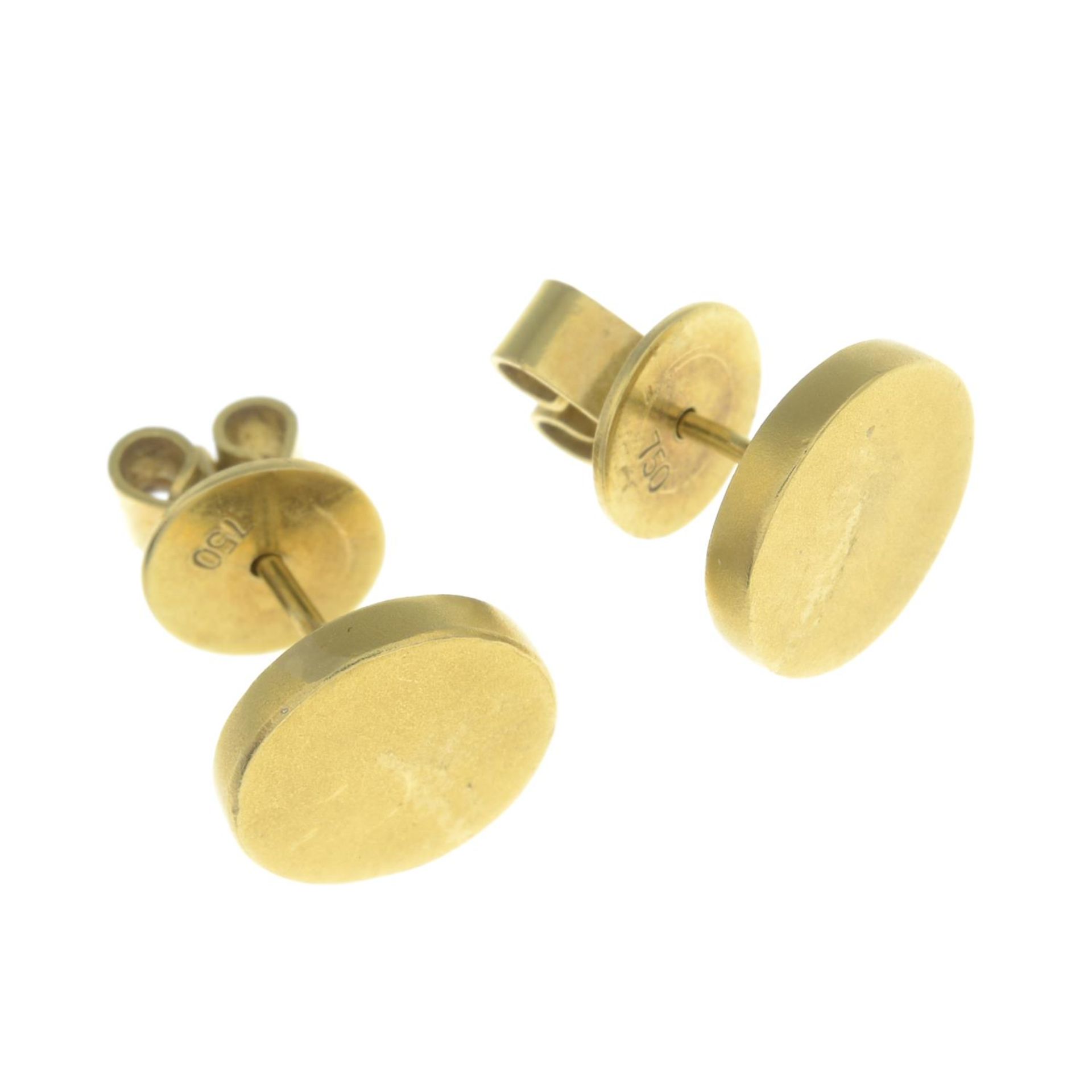A pair of circular stud earrings.Stamped 18K 750. - Bild 2 aus 2
