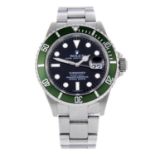 ROLEX - a gentleman's Oyster perpetual Date Submariner bracelet watch.