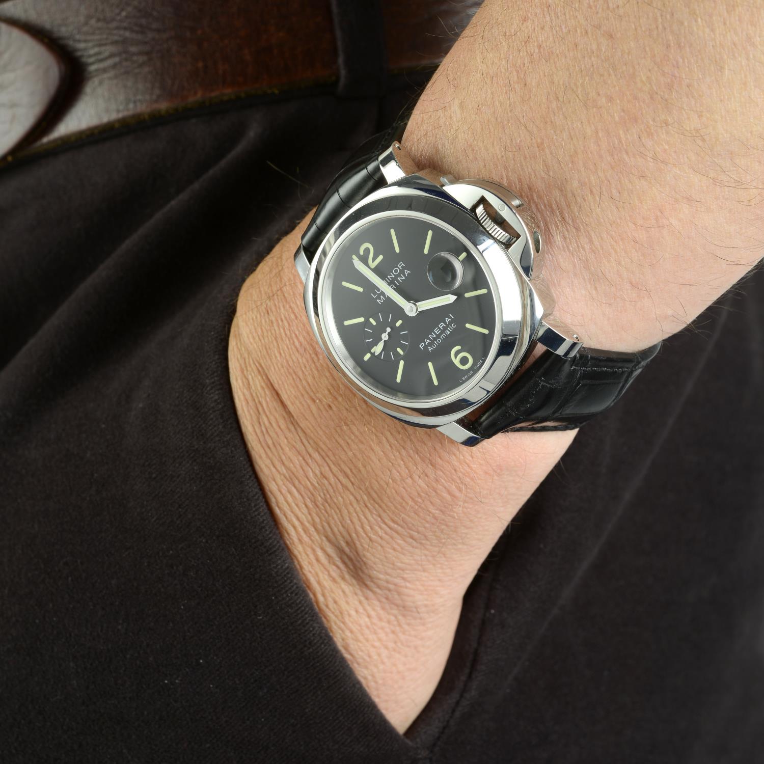 PANERAI - a gentleman's Luminor Marina wrist watch. - Image 3 of 4