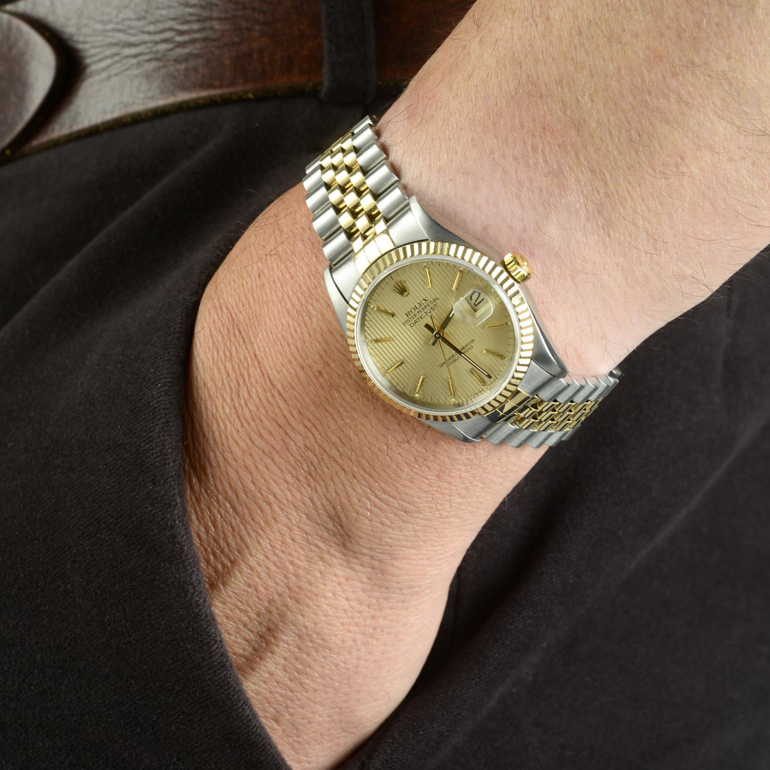 ROLEX - a gentleman's Oyster Perpetual Datejust bracelet watch. - Image 3 of 4
