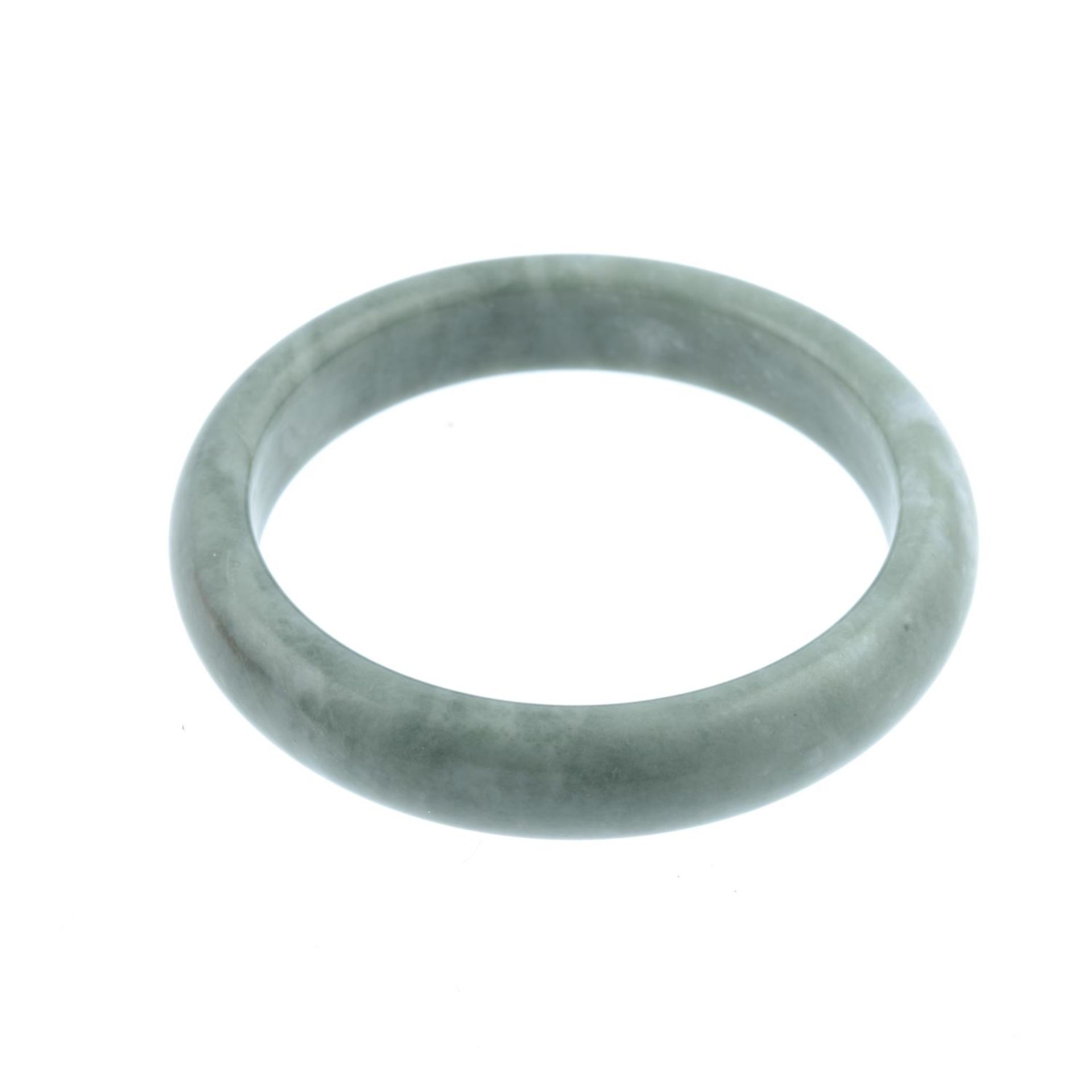 Jade bangle, inner diameter 6.4cms. - Bild 3 aus 5