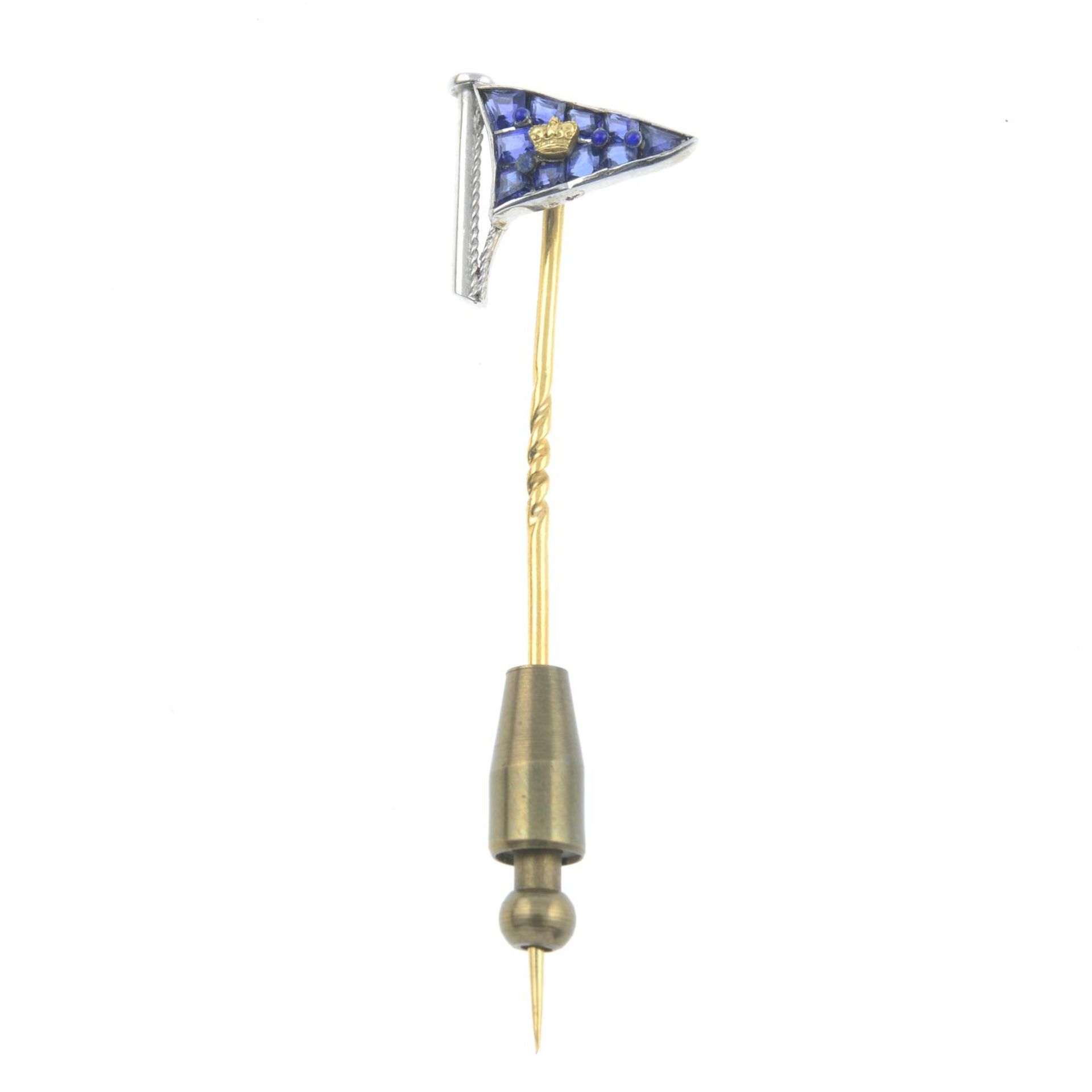 An early 20th century sapphire 'Royal Bermuda Yacht Club' burgee stickpin.Length of stickpin head - Bild 2 aus 2