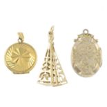 9ct gold fan pendant,