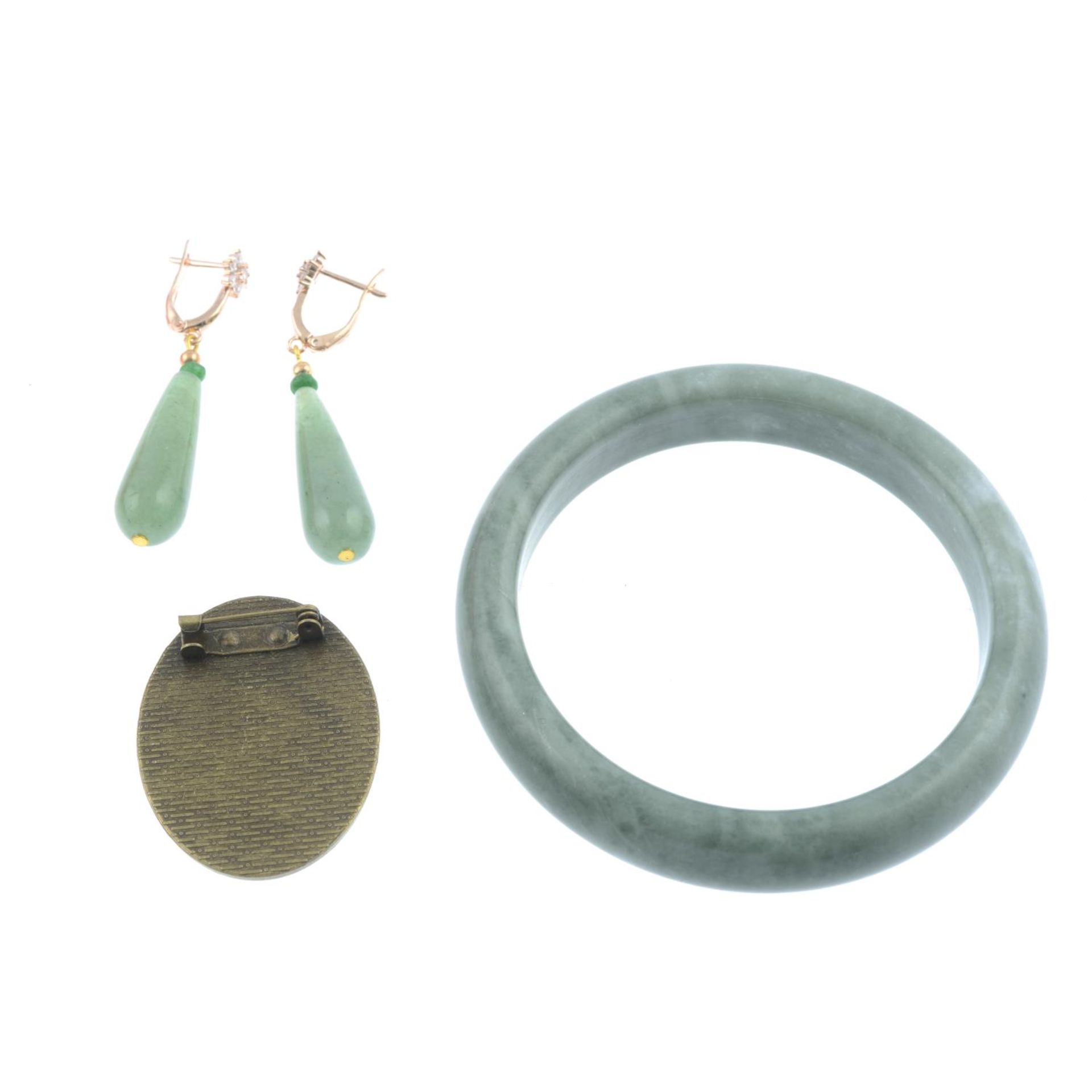 Jade bangle, inner diameter 6.4cms. - Bild 4 aus 5