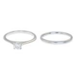 Platinum diamond single-stone ring,