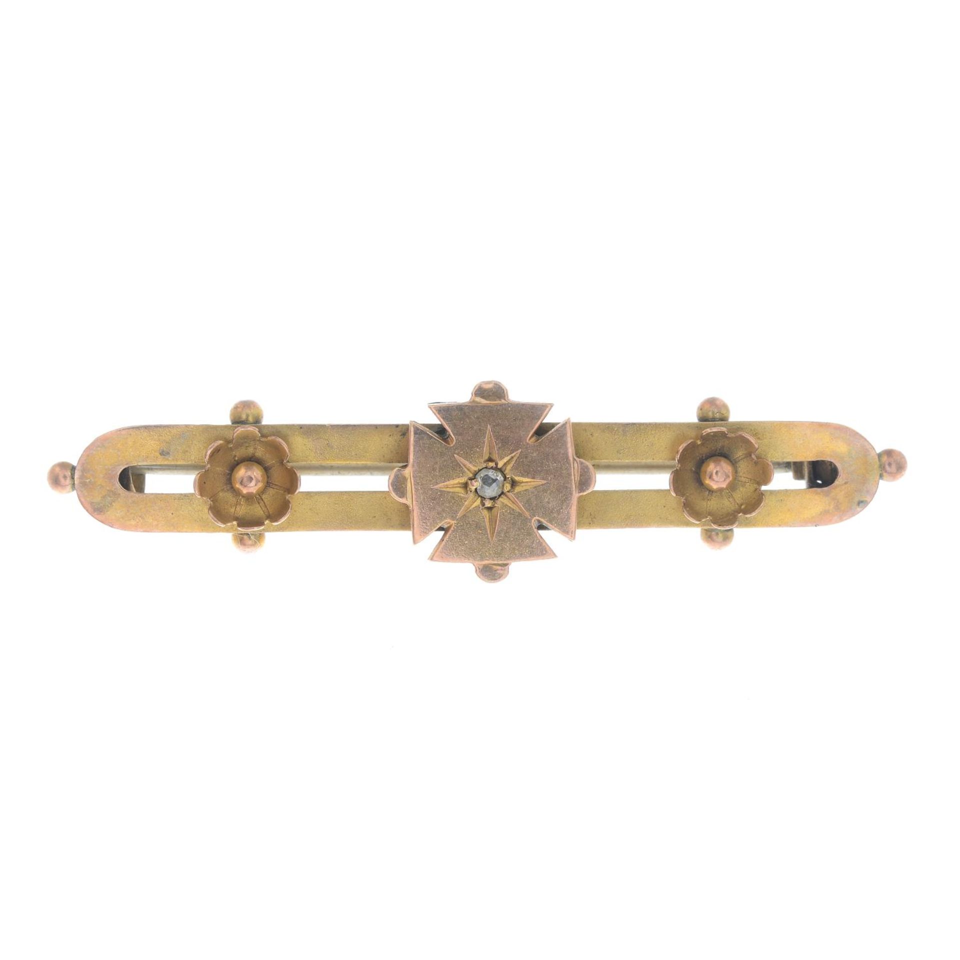 A late Victorian 9ct gold brooch, with diamond highlight.Hallmarks for Birmingham, 1899.