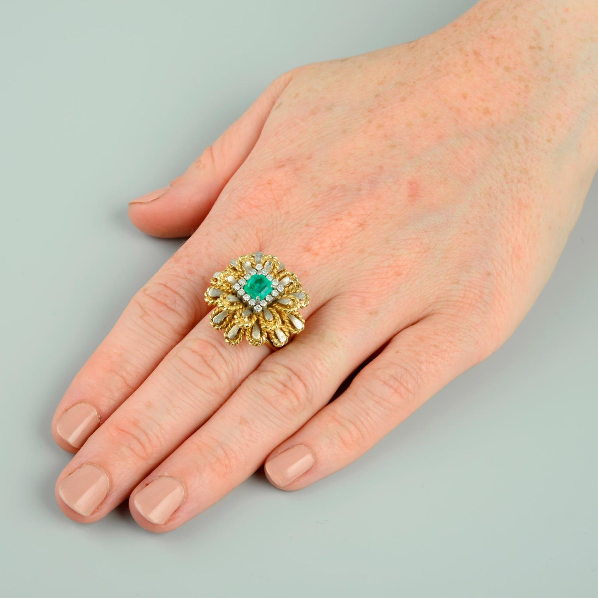 A mid 20th century emerald and diamond bi-colour floral cluster ring. - Image 3 of 5