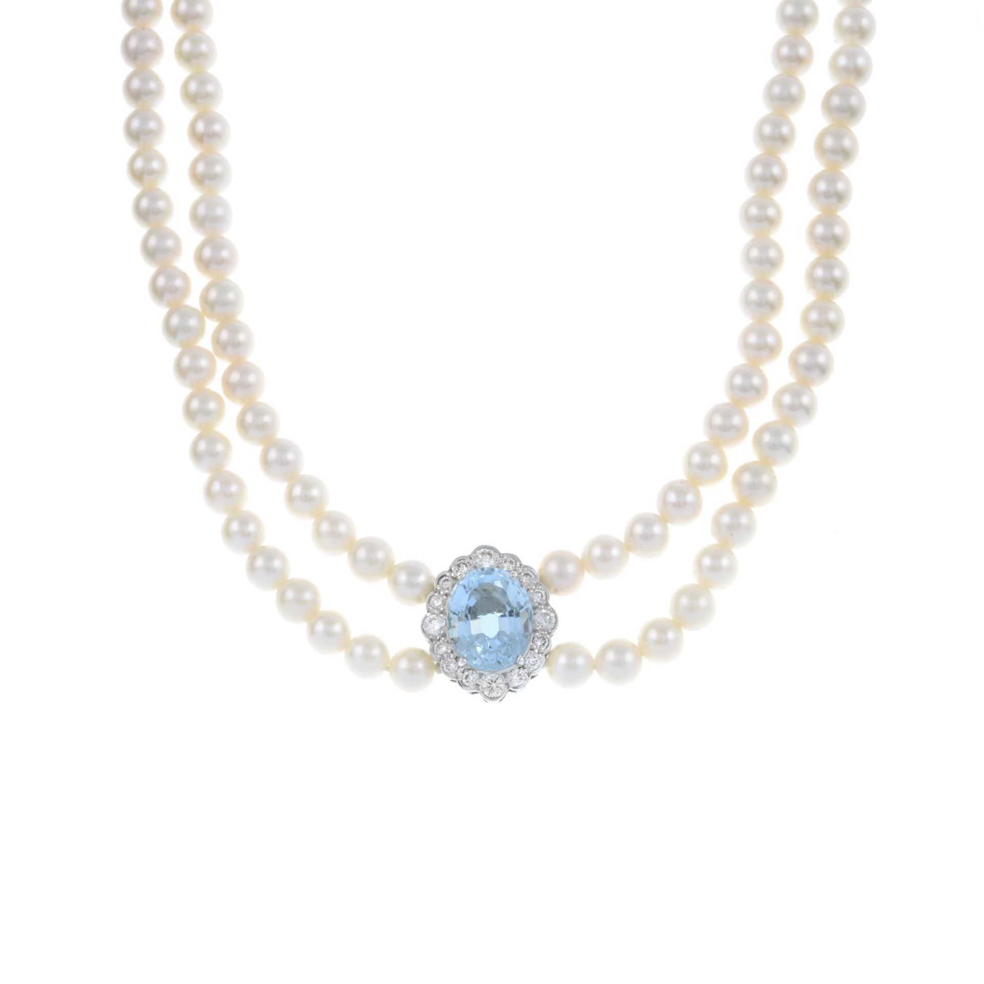 An 18ct gold aquamarine and brilliant-cut diamond highlight cultured pearl choker.Aquamarine - Bild 2 aus 6