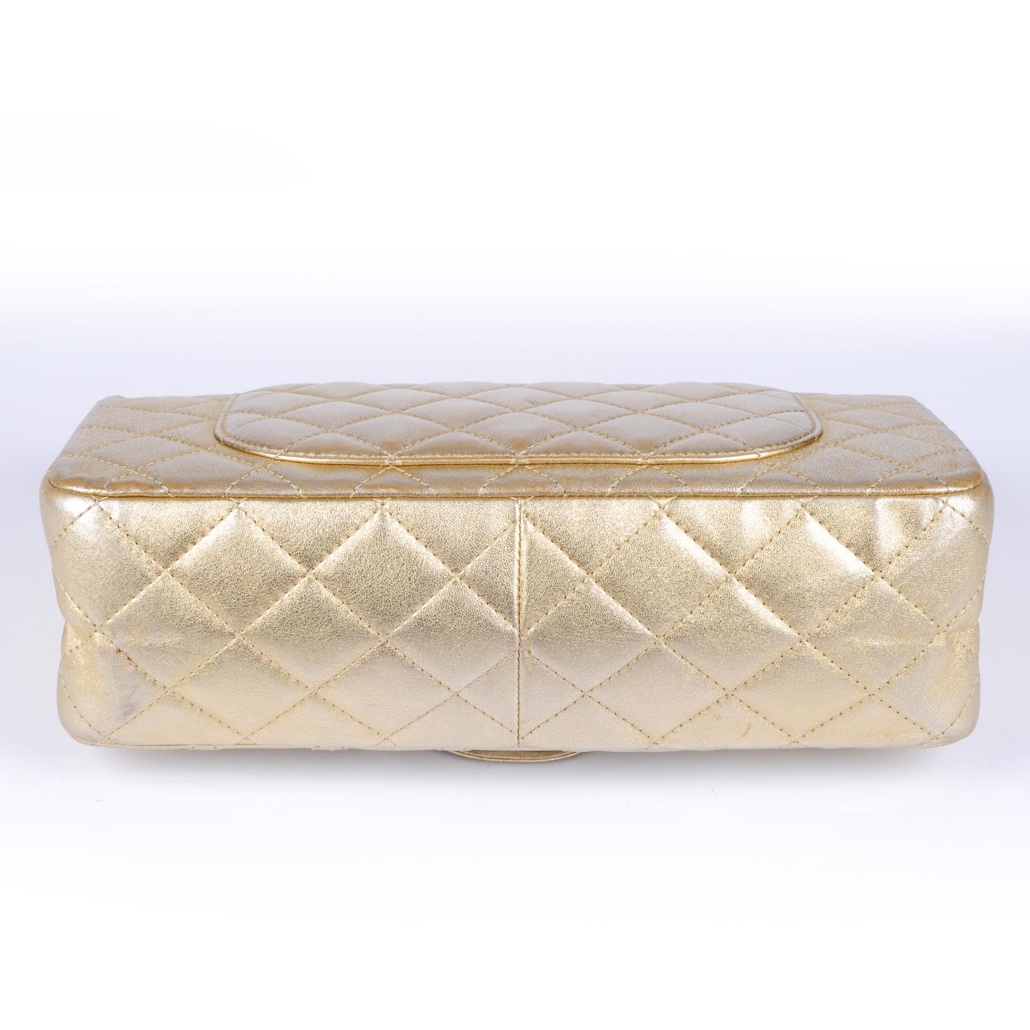 CHANEL - a metallic gold quilted 2.55 Reissue Flap 227 handbag. - Image 4 of 4
