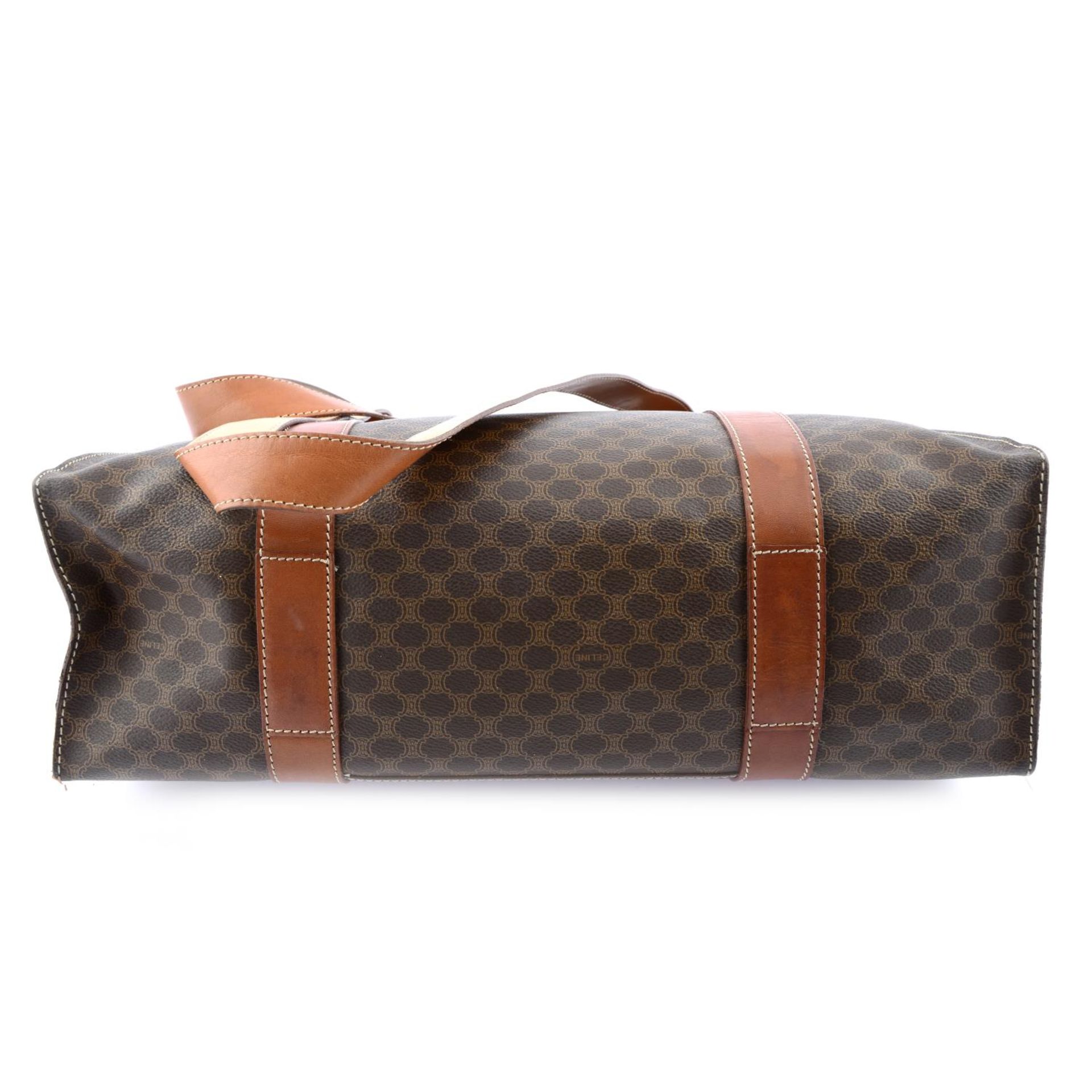 CÉLINE - a Macadam coated canvas handbag. - Bild 3 aus 7
