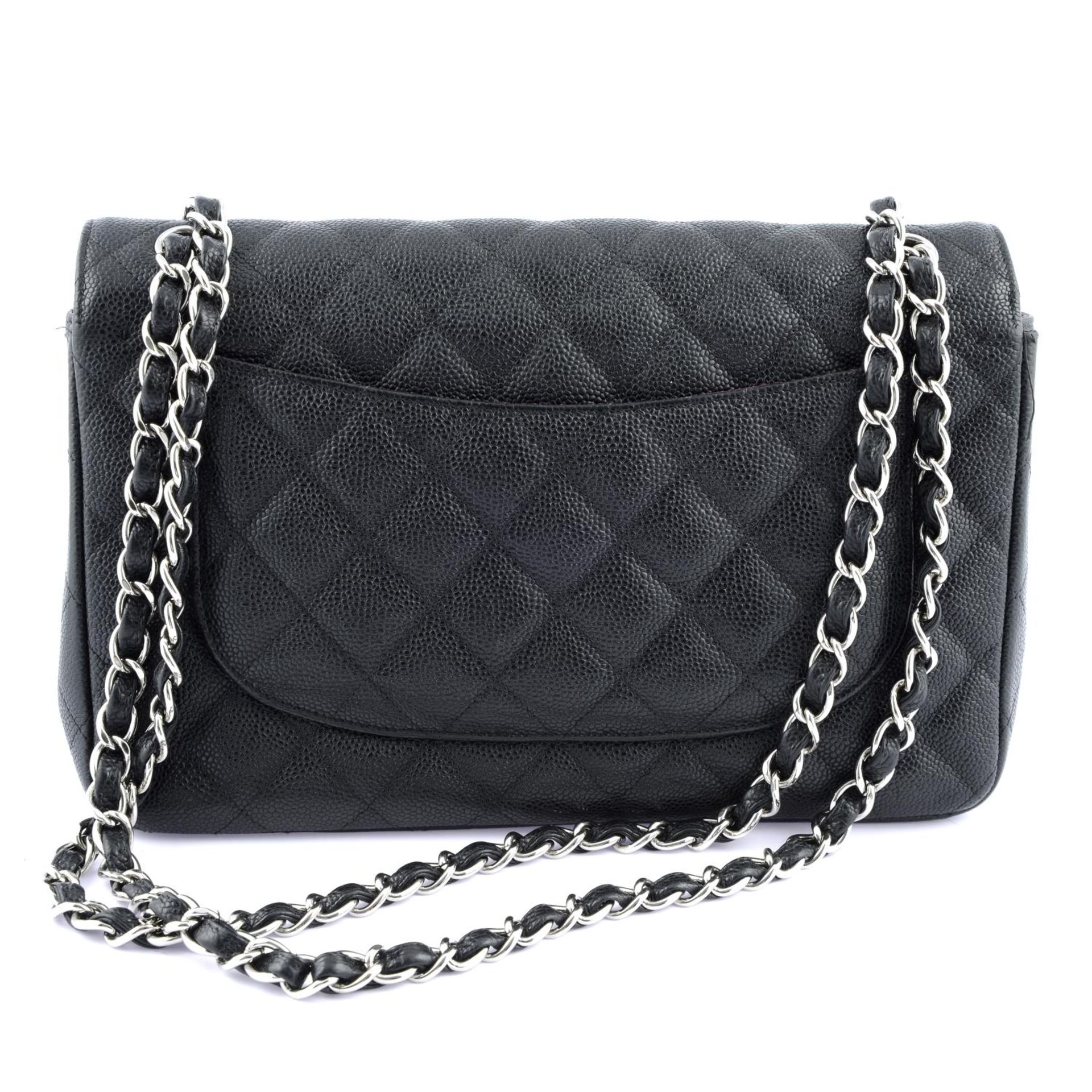 CHANEL - a Jumbo Double Flap handbag. - Bild 2 aus 4