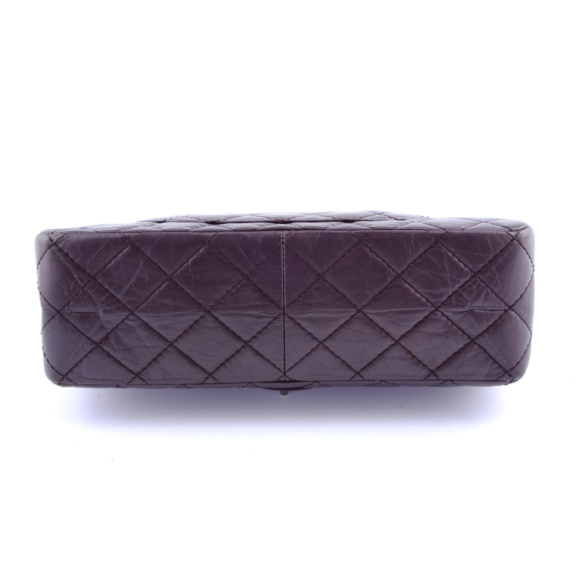 CHANEL - a purple 2.55 Reissue 226 handbag. - Image 4 of 4