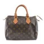 LOUIS VUITTON - a Monogram Speedy 25 handbag.