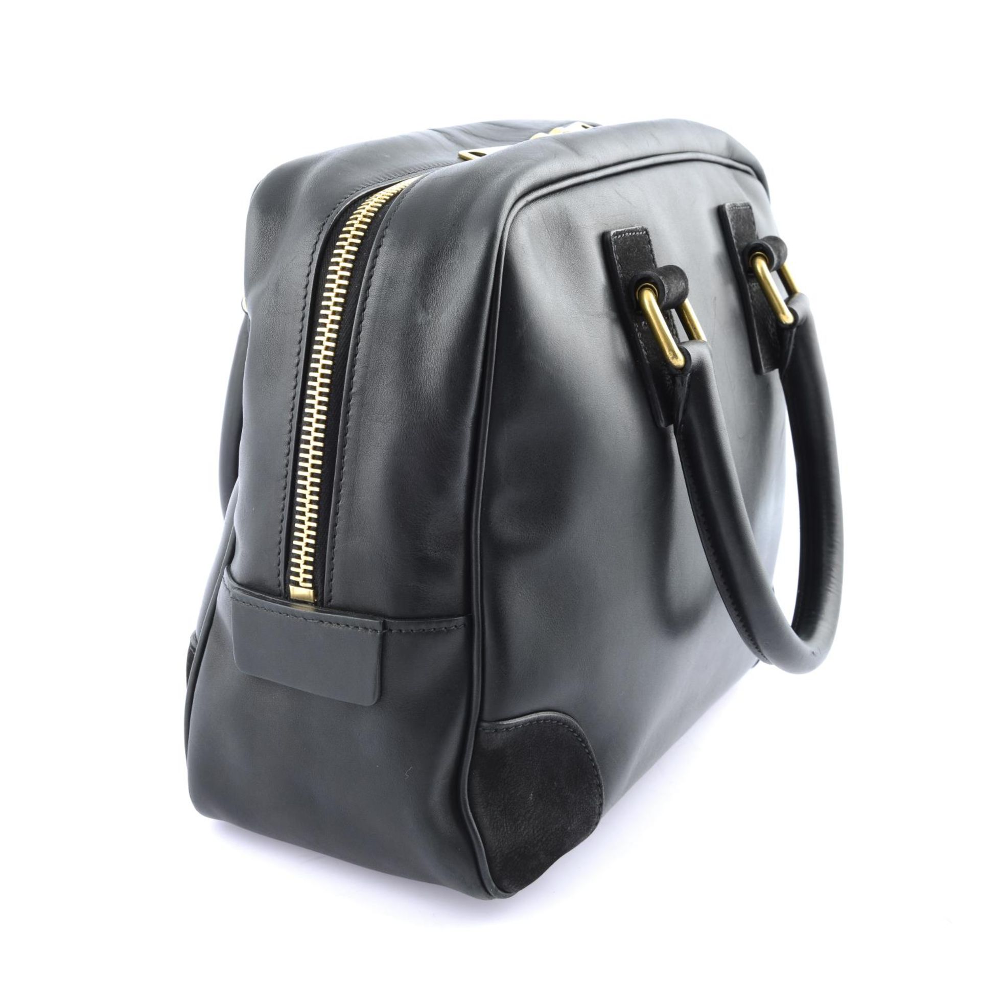 CÉLINE - a leather handbag. - Bild 3 aus 4