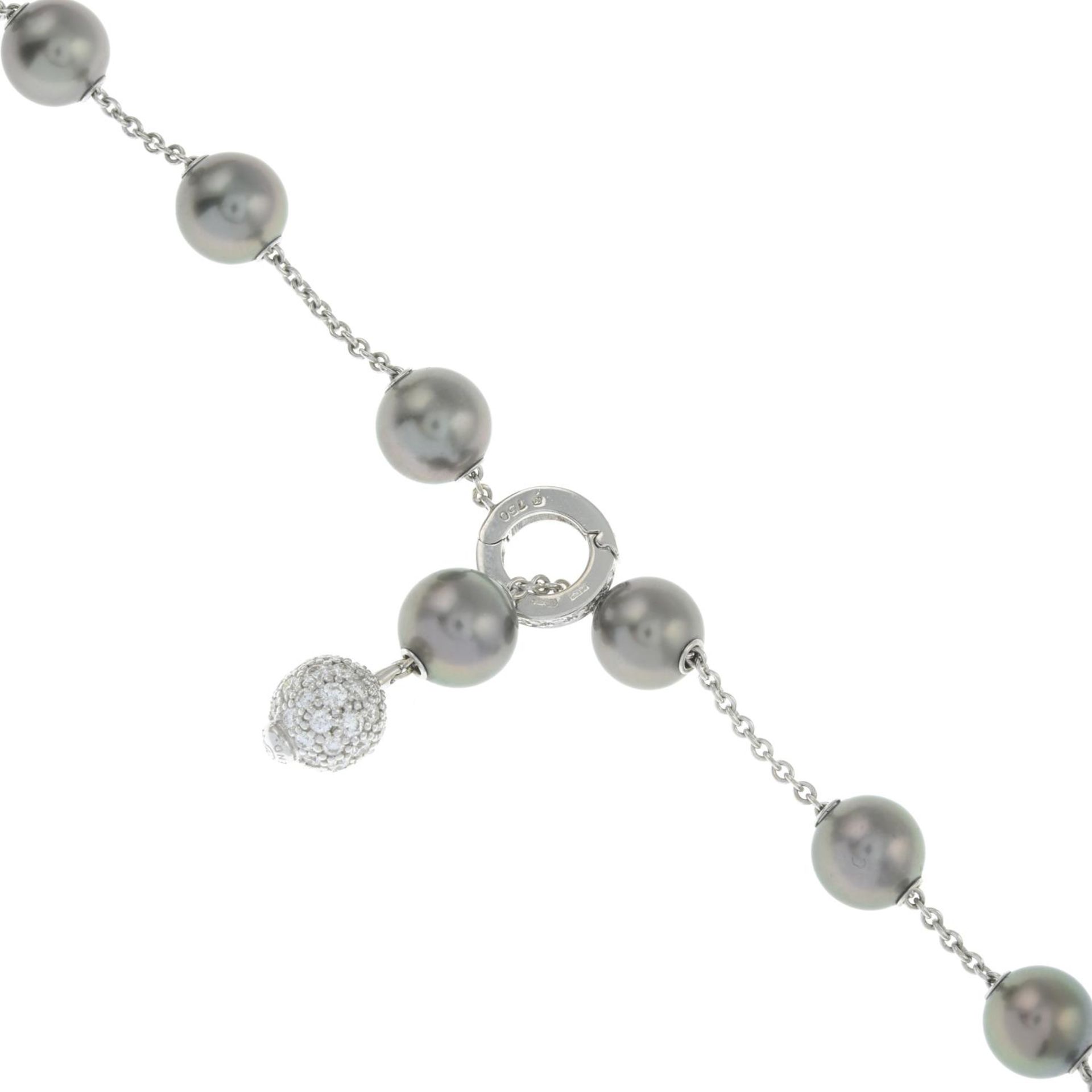 A Tahitian cultured pearl and diamond 'Pearls in Motion' necklace, by Mikimoto. - Bild 3 aus 4