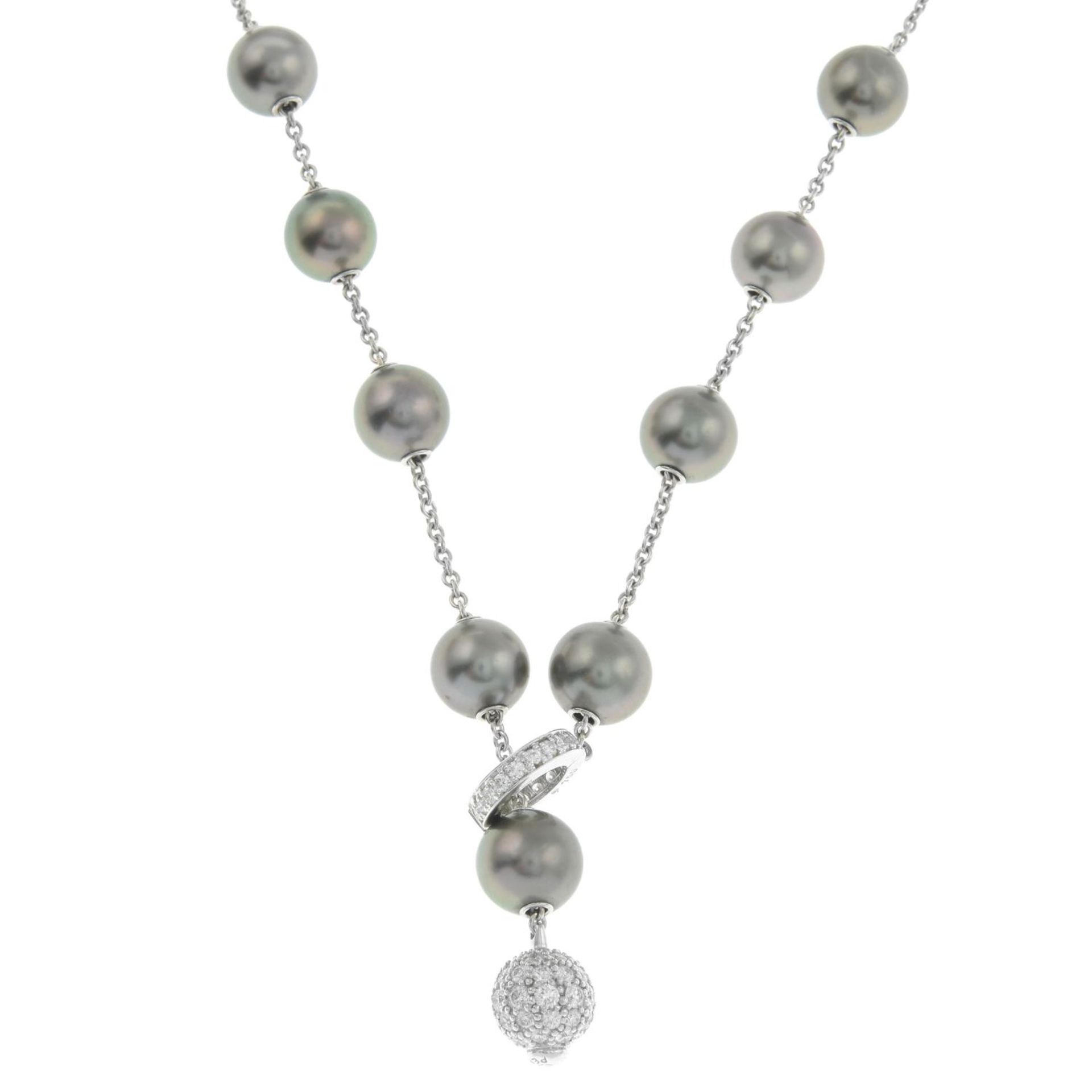 A Tahitian cultured pearl and diamond 'Pearls in Motion' necklace, by Mikimoto. - Bild 2 aus 4