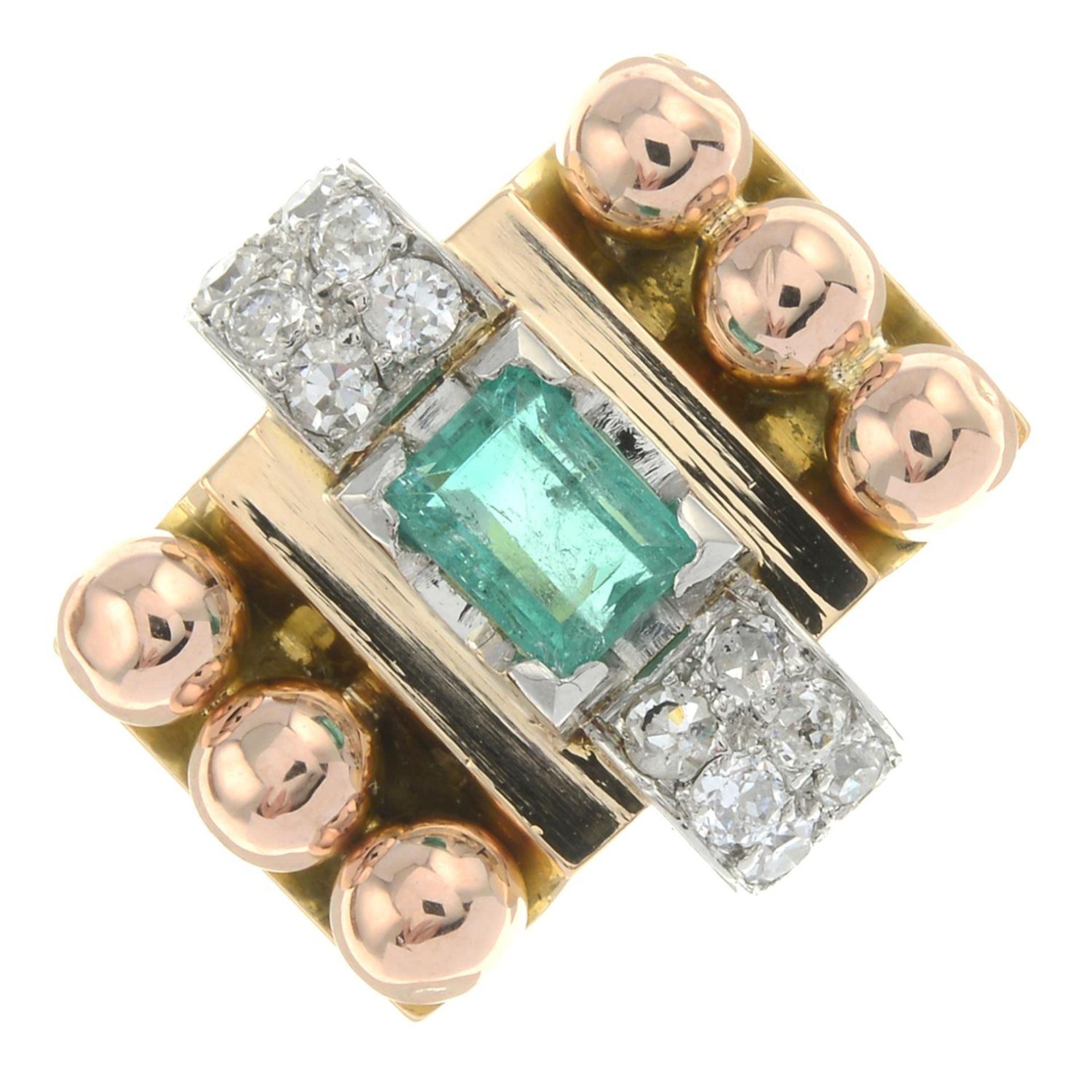 A 1940s 18ct gold and platinum, emerald and diamond dress ring. - Bild 2 aus 7