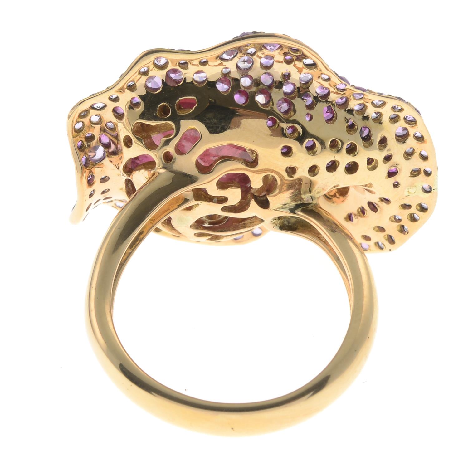 An 18ct gold pink tourmaline and vari-hue sapphire floral dress ring. - Image 3 of 6