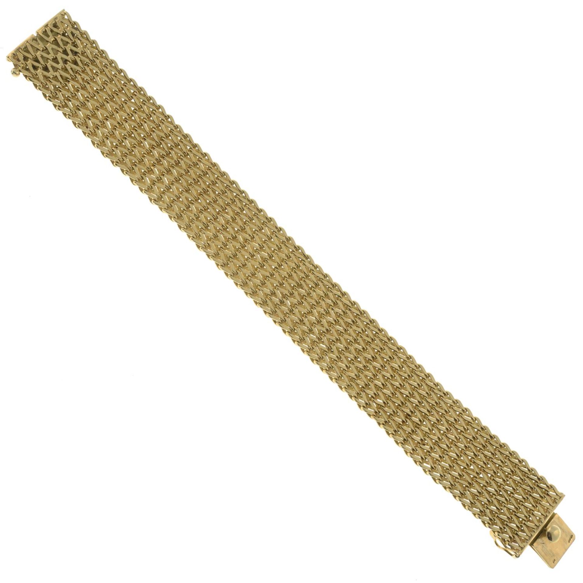 A mid 20th century 18ct gold bracelet, by Cartier.French assay marks. - Bild 3 aus 5