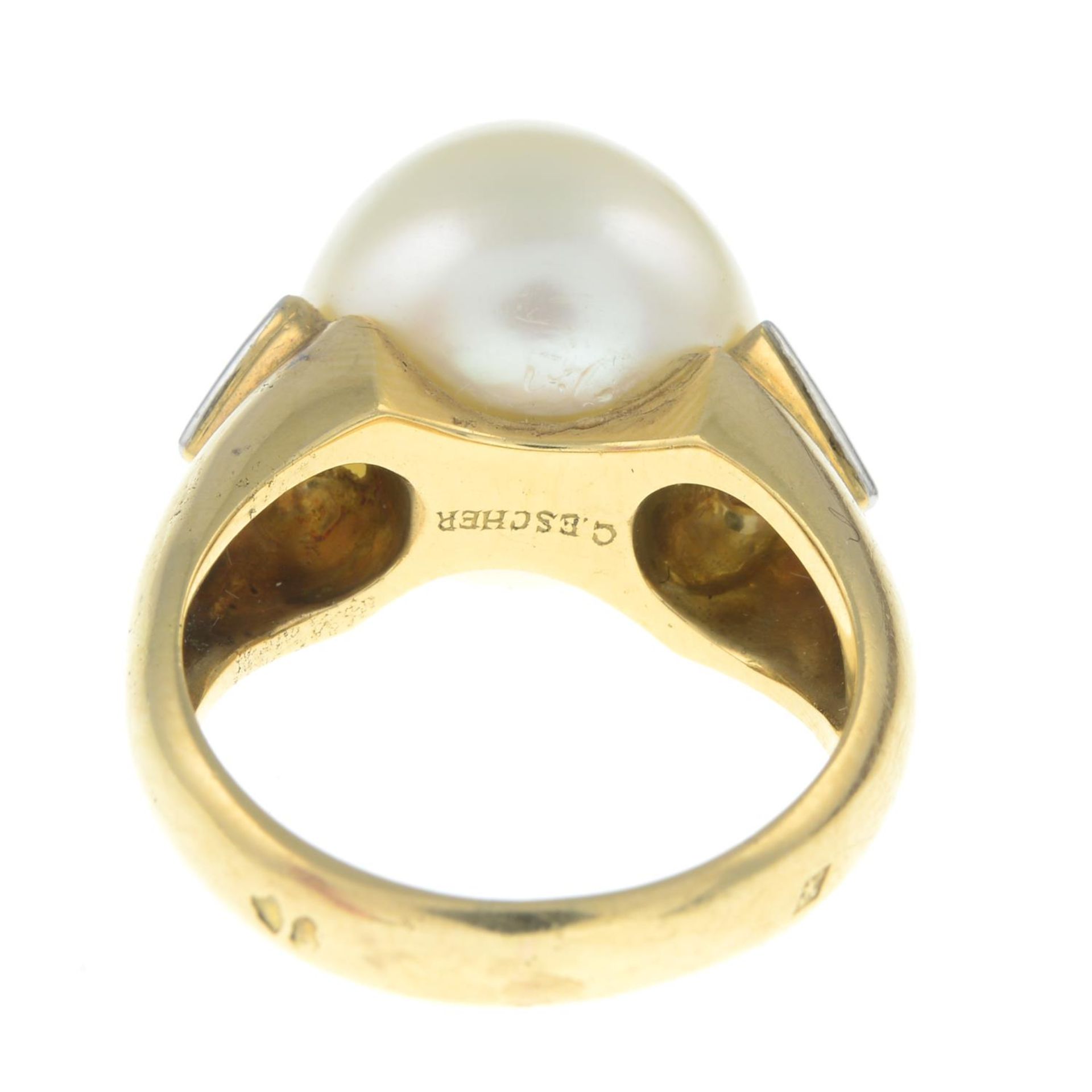 A cultured pearl and diamond dress ring, by Christine Escher. - Bild 5 aus 6