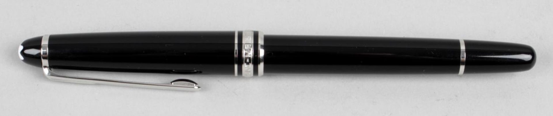 A Montblanc Meisterstuck rollerball pen,