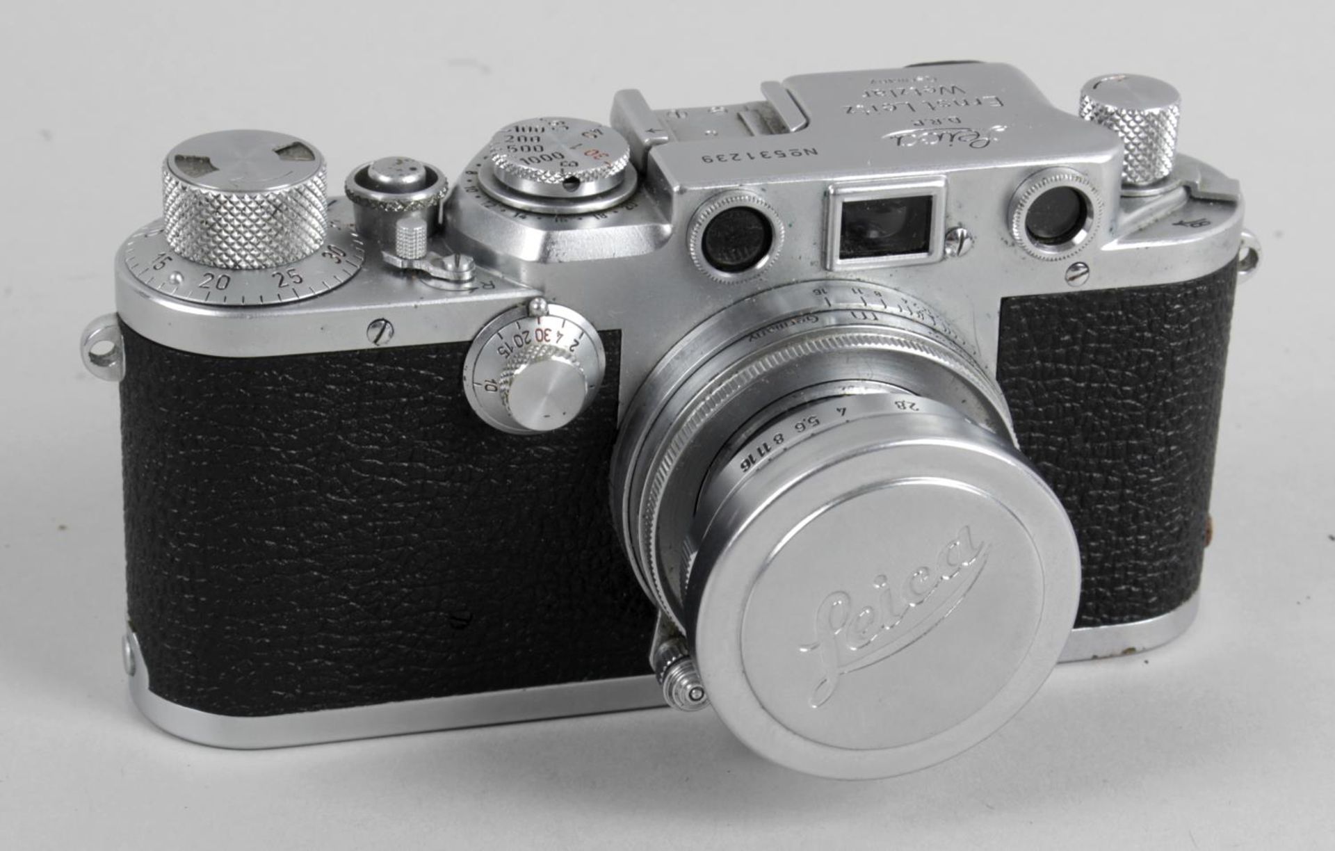 A Leica model IIIF vintage rangefinder camera body,