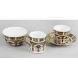 A Royal Crown Derby Old Imari 1128 pattern tea cup and saucer,