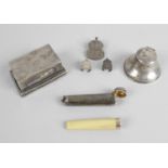 A selection of assorted small and novelty silver items,
