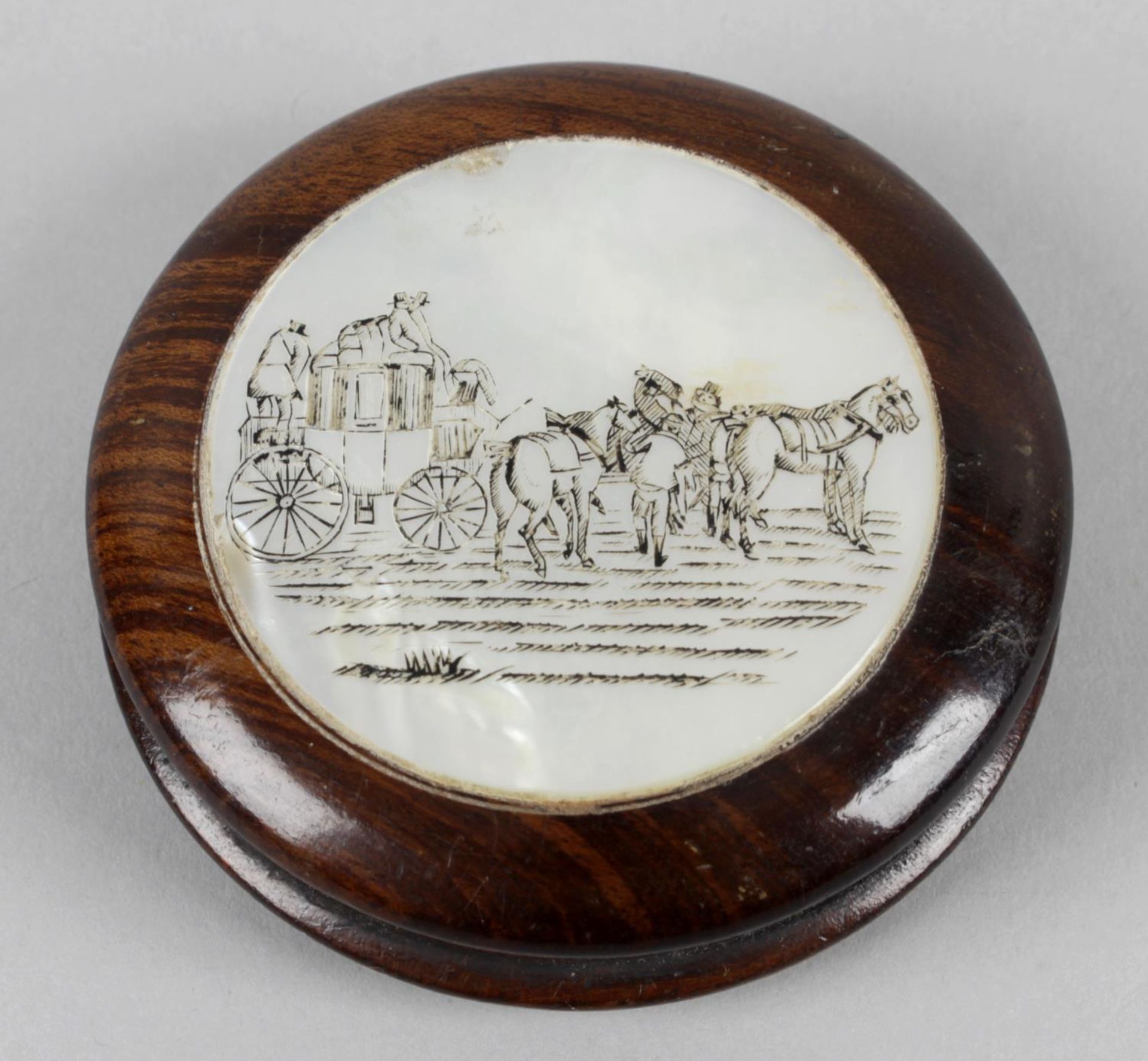 A 19th century turned wooden snuff box,