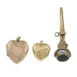 Early 20th century heart locket, stamped GOLD, length 2.8cms, 3gms.