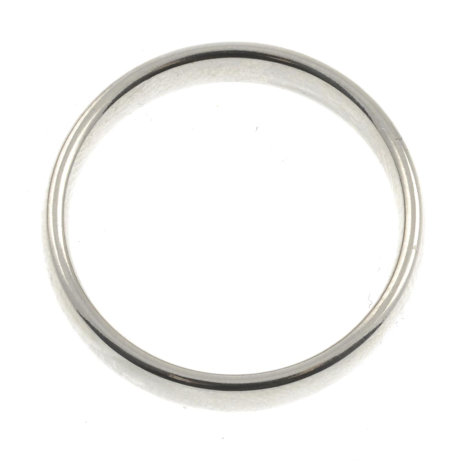 A platinum band ring.Hallmarks for Sheffield.Width 4mms. - Image 2 of 2