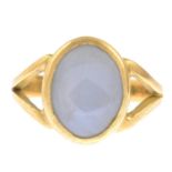 An 18ct gold star sapphire single-stone ring.Stamped 18K.