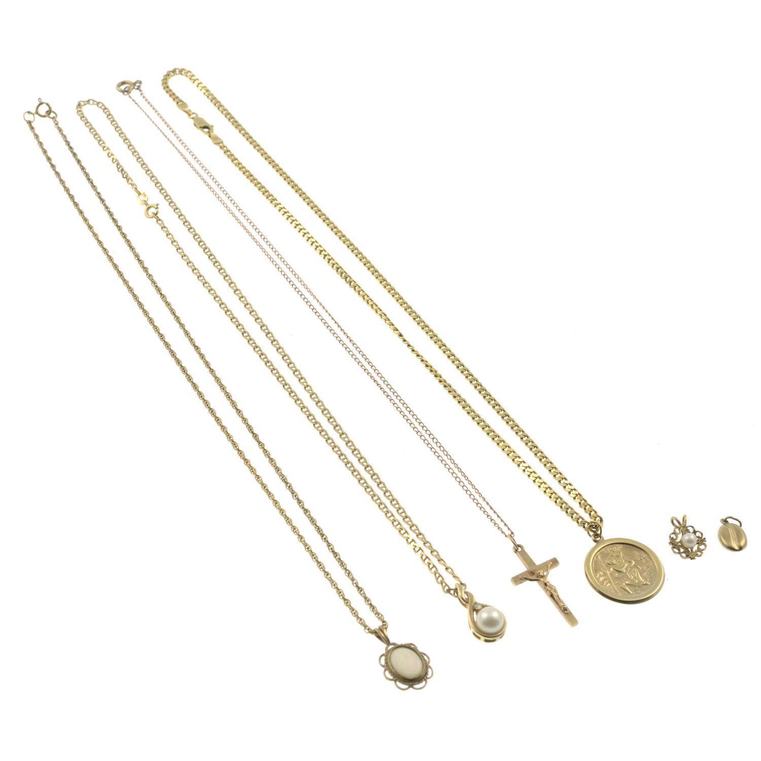 Six pendants and four chains.With marks and hallmarks for 9ct gold. - Image 2 of 2