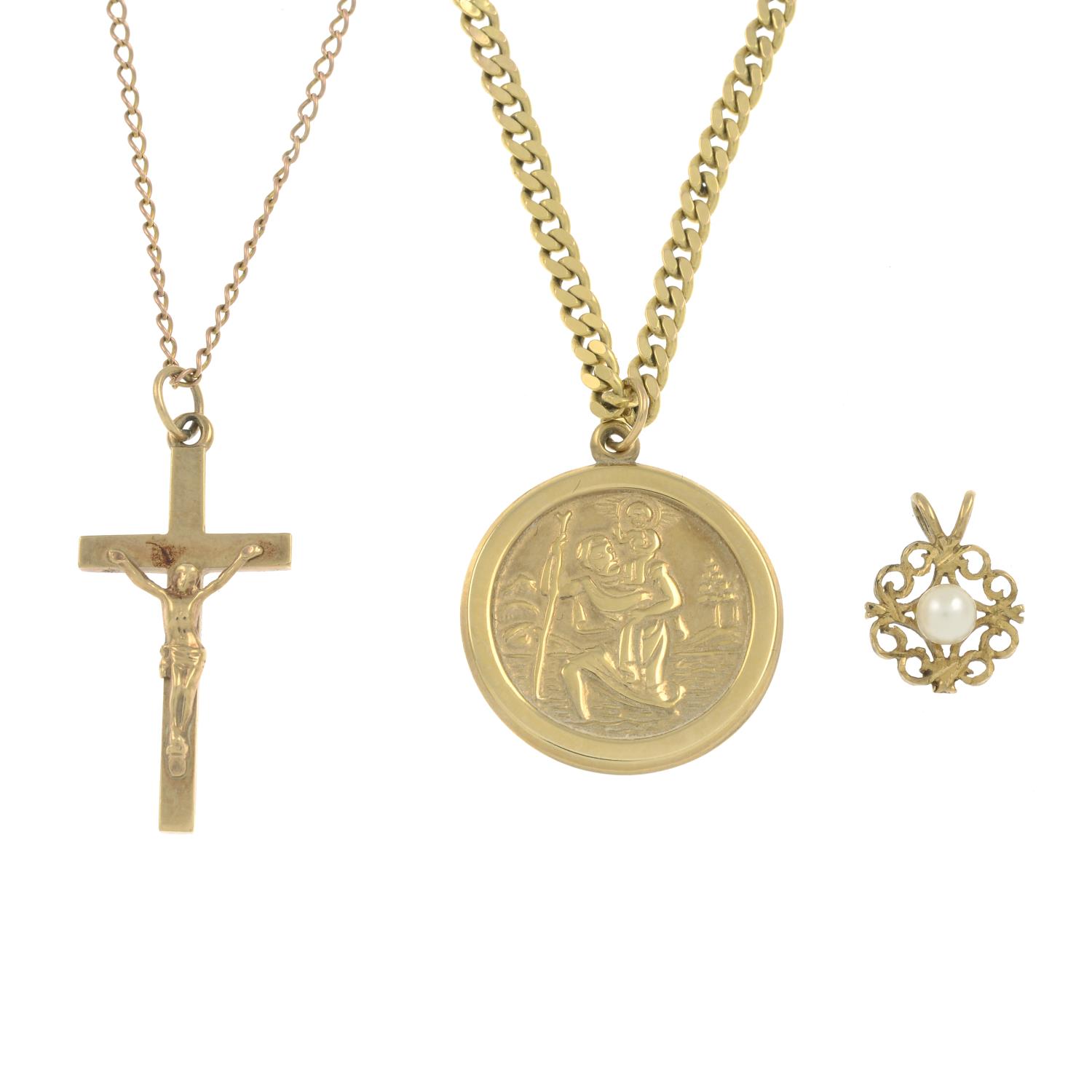 Six pendants and four chains.With marks and hallmarks for 9ct gold.