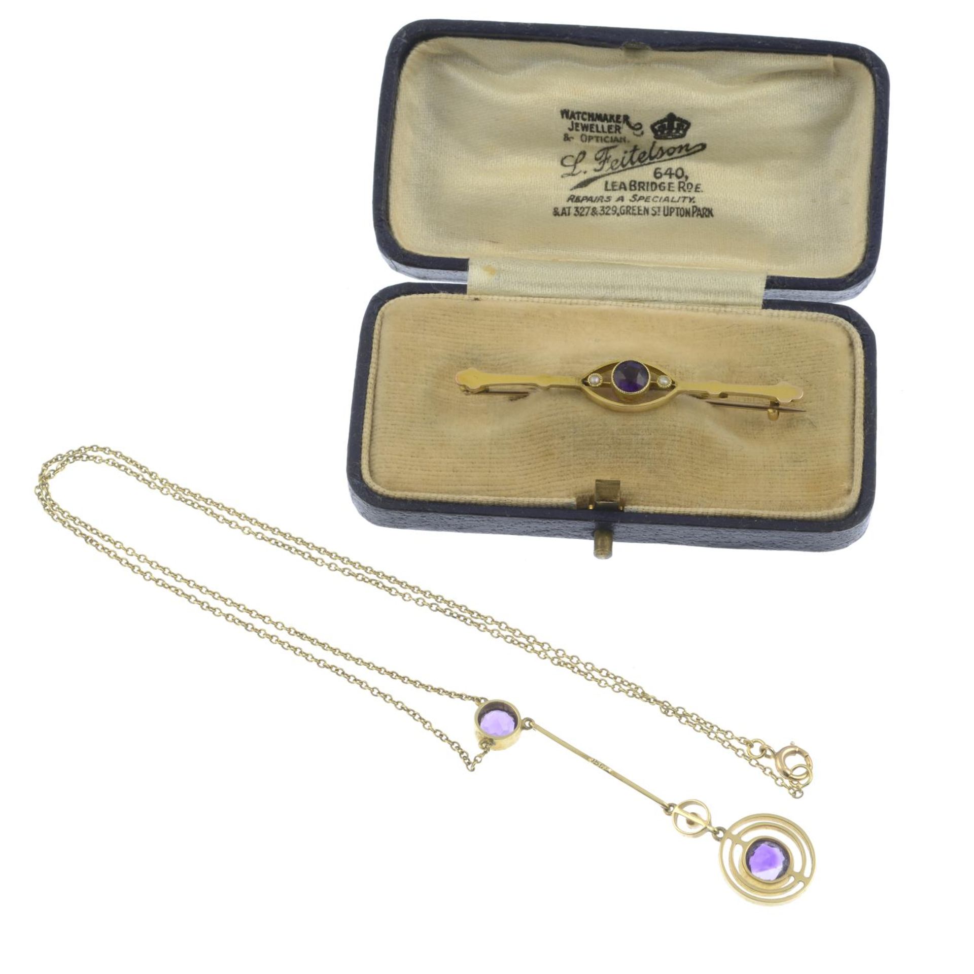 Early 20th century 15ct gold amethyst and split pearl pendant necklace, - Image 2 of 2