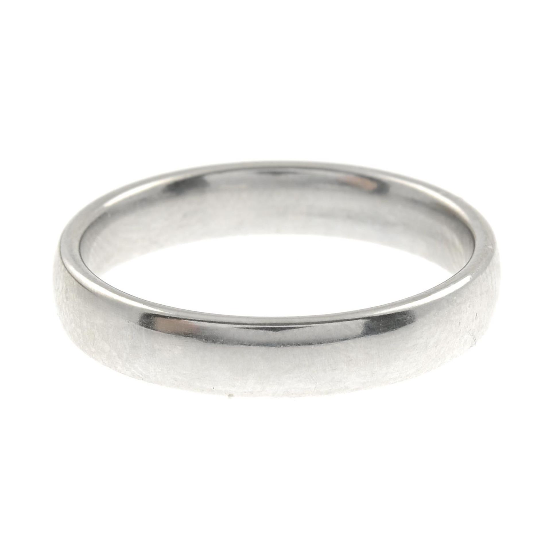 A platinum band ring.Hallmarks for Sheffield.Width 4mms.