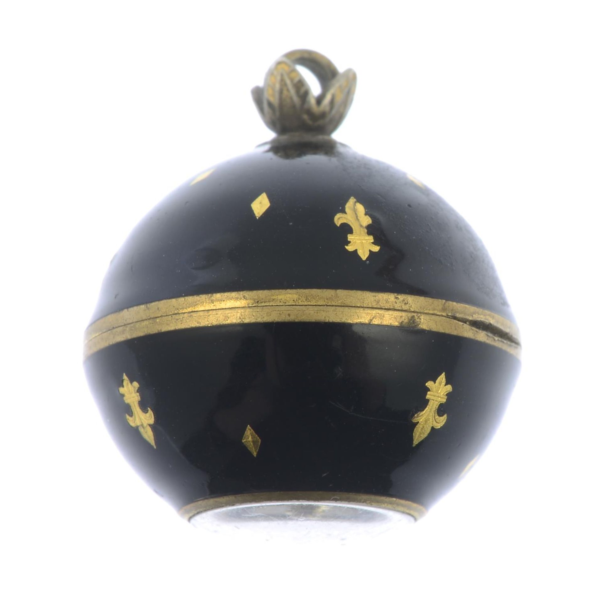 A black enamel and gilt spherical watch pendant. - Bild 2 aus 2