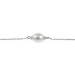 An 18ct gold South Sea cultured pearl bracelet.Cultured pearl measuring approximately 14.3 by