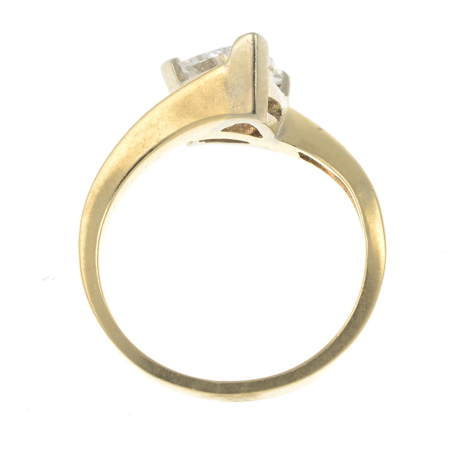 A triangular-shape diamond single-stone ring. - Image 2 of 3