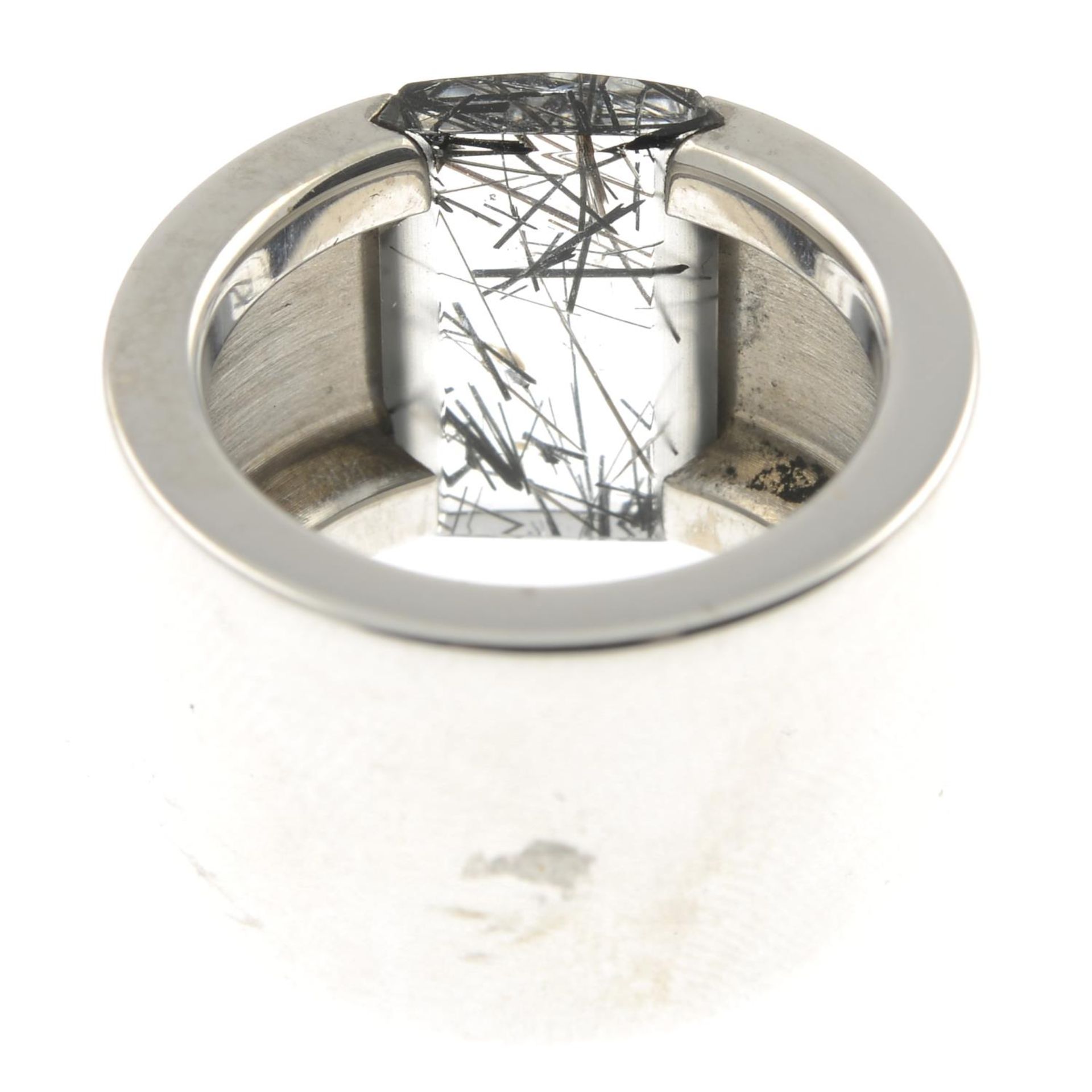 A tourmalinated quartz 'Tank' ring, by Cartier.Signed Cartier, 1999, H65802.Stamped 750. - Image 2 of 3