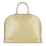 LOUIS VUITTON - a Monogram Vernis Alma GM handbag.