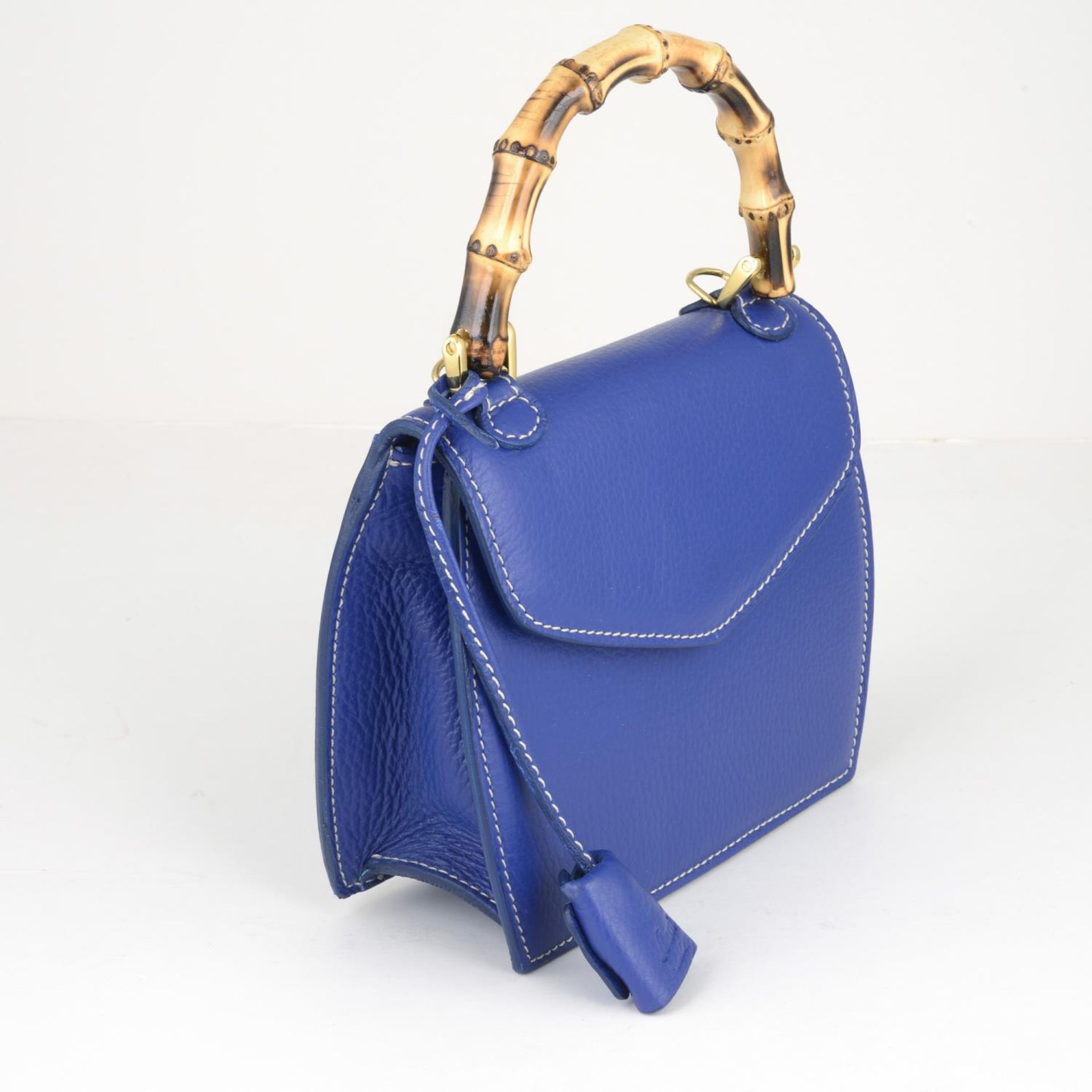 BUTI PELLETTERIE - a mini Minny royal blue leather handbag. - Bild 4 aus 5